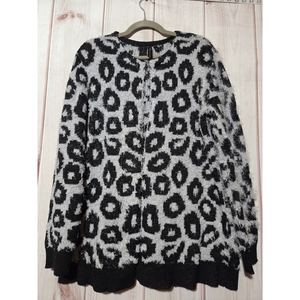 Allie & Rob Leopard Print Fuzzy Cardigan Sweater Black White Size L